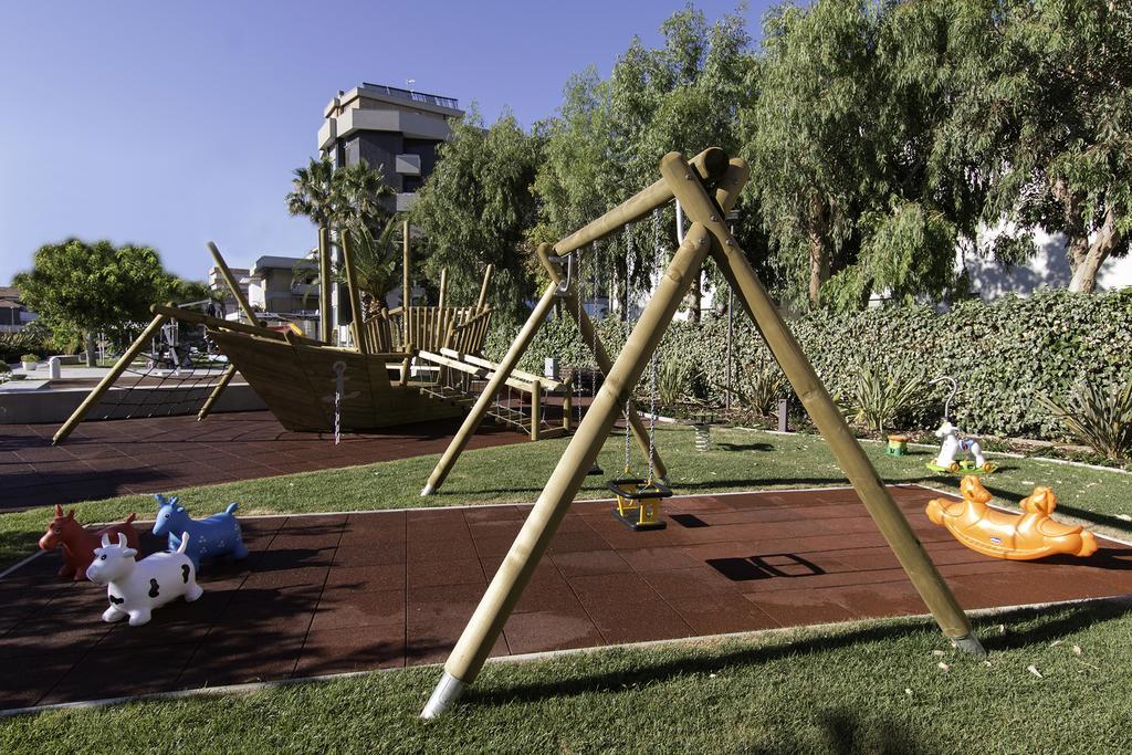 Hotel Eden Alba Adriatica Εξωτερικό φωτογραφία