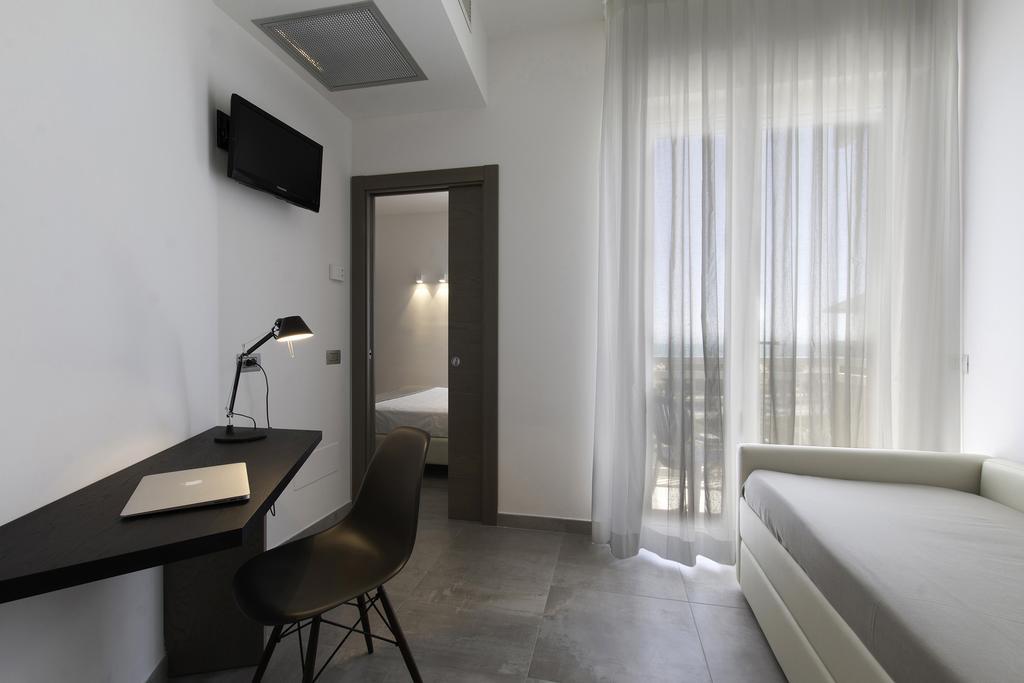 Hotel Eden Alba Adriatica Εξωτερικό φωτογραφία